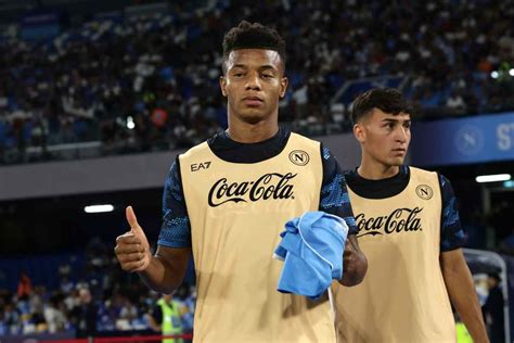 rapina di rolex a napoli|David Neres rapinato dopo Napoli.